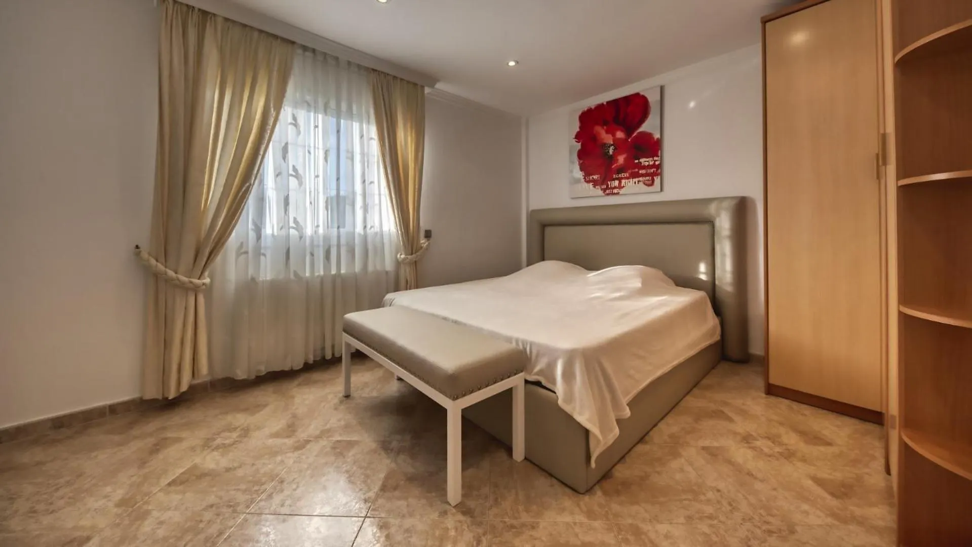 Costacabana - Villa Lorena Lloret de Mar